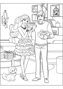 Ken et Barbie s'offrent des cadeaux