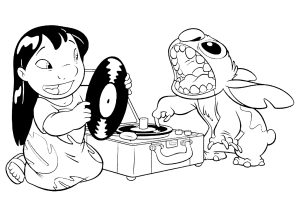 Lilo et Stitch utilisent un vieux tourne disque